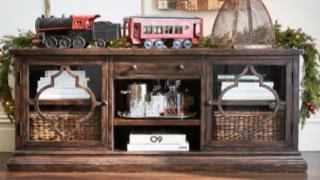 Brown Color Solid Wood Buffet Unit With 2 Gate & 1 Drawer